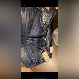 New Miss me jeans Each pair is 120 ACCEPTING OFFERS!!!!